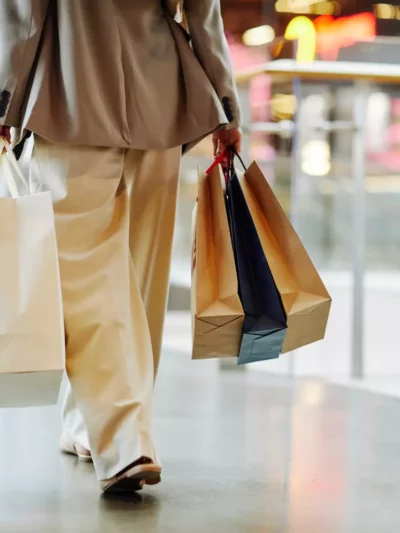 🛍️ Shopping & Artisanat